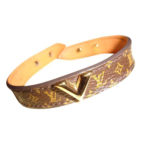 bracelet vuitton homme|louis vuitton lv bracelet.